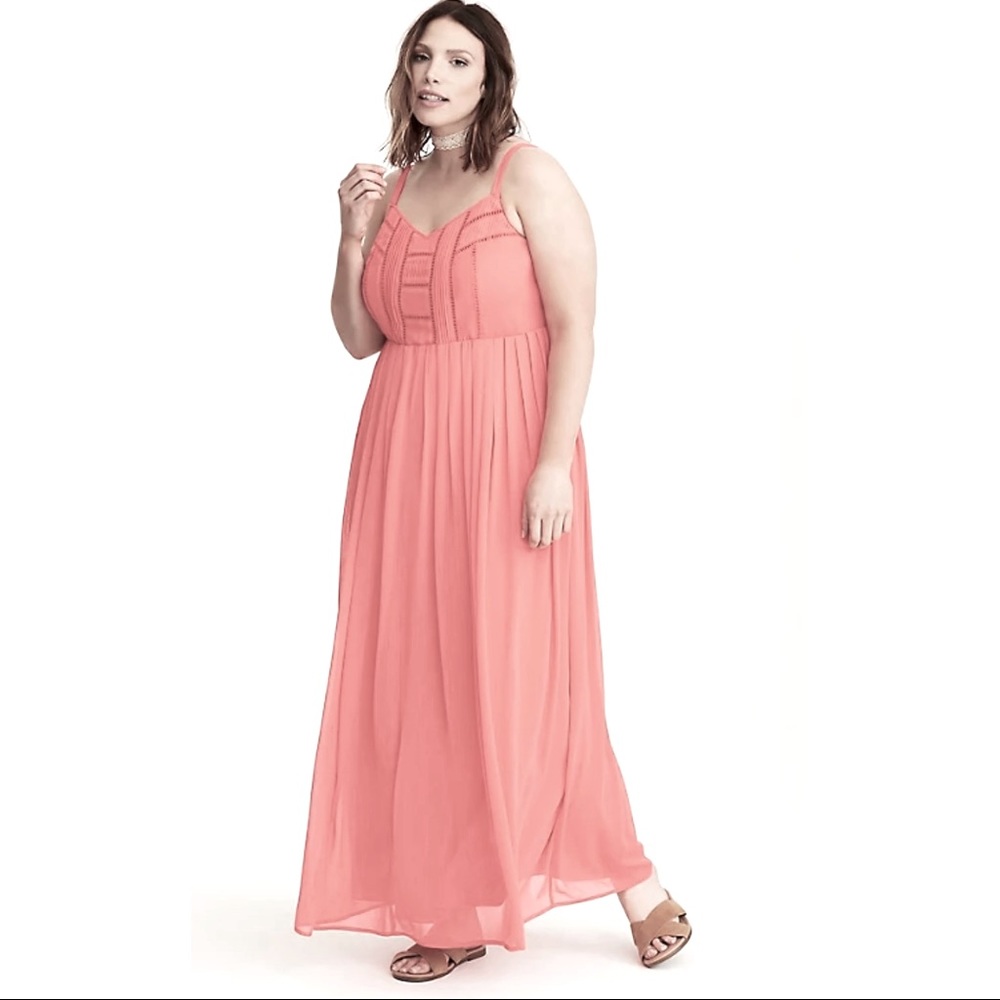 CHIFFON CROCHET INSET PLEATED MAXI DRESS